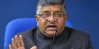 'முறைகேடுகளைத் தடுக்க மட்டுமே சமூக வலைதளங்களுக்குப் புதிய விதிகள்'
