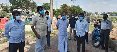'கரோனாவால் இறப்போரின் சடலங்களை ஒசூர் மாநகராட்சி இலவசமாக எரிக்க வேண்டும்'