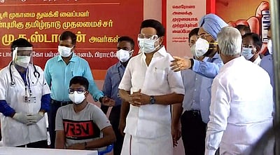 சென்னை பாரிமுனையில் தடுப்பூசி முகாமை தொடங்கி வைத்தார் முதல்வர்