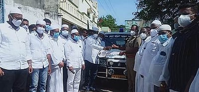 தமுமுக சாா்பில் இலவச அவசர சிகிச்சை ஊா்தி சேவை