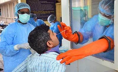 தமிழகத்தில் இன்று மேலும் 31,079 பேருக்கு கரோனா; 486 போ் பலி