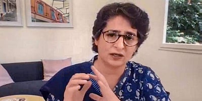 ‘மருத்துவ அத்தியாவசியப் பொருள்களுக்கு ஜிஎஸ்டி வரியை ரத்து செய்ய வேண்டும்’: பிரியங்கா காந்தி