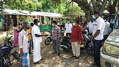 பாம்பாறு அணை அகதிகள் முகாமில் அதிகாரிகள் ஆய்வு