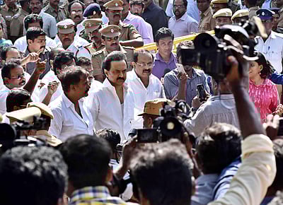 ஆட்சி அமைக்கும் சென்டிமெண்ட் தொகுதிகள் வேடசந்தூர், ராமநாதபுரம்