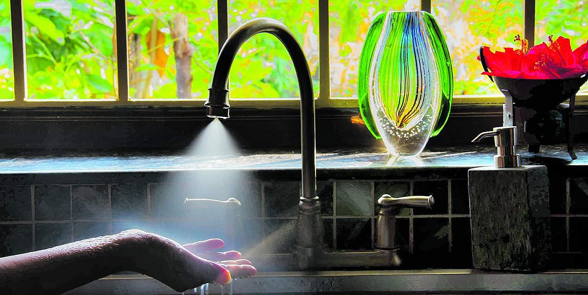 பொறியியல் பட்டதாரியின் சாதனை!