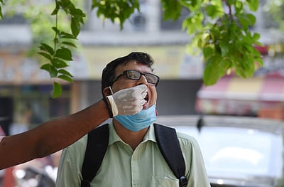 கர்நாடகத்தில் 44 ஆயிரத்தைக் கடந்த தினசரி கரோனா