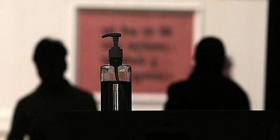 சத்தீஸ்கரில் சானிடைசர் குடித்த 2 பேர் பலி