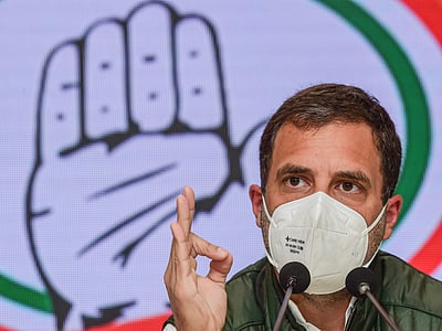 கரோனாவைத் தடுக்க முழு ஊரடங்குதான் தீர்வு: ராகுல்