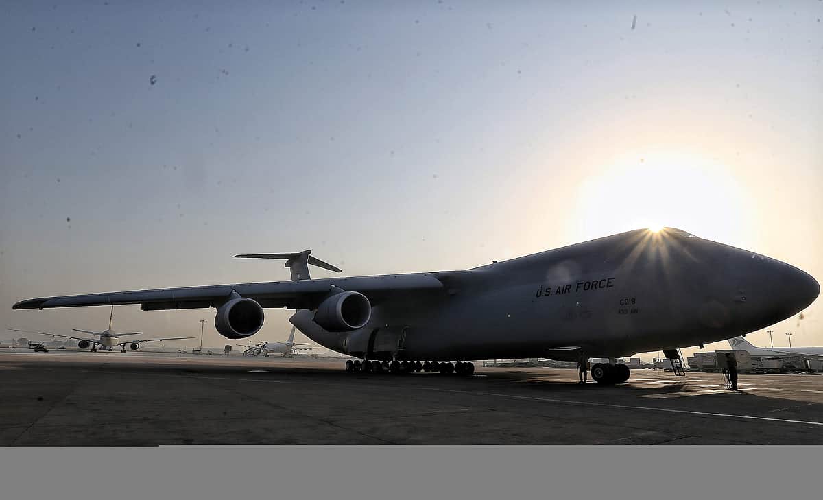 இந்தியாவுக்கு மருத்துவ உபகரணங்களை அனுப்பிய அமெரிக்கா, அயர்லாந்து