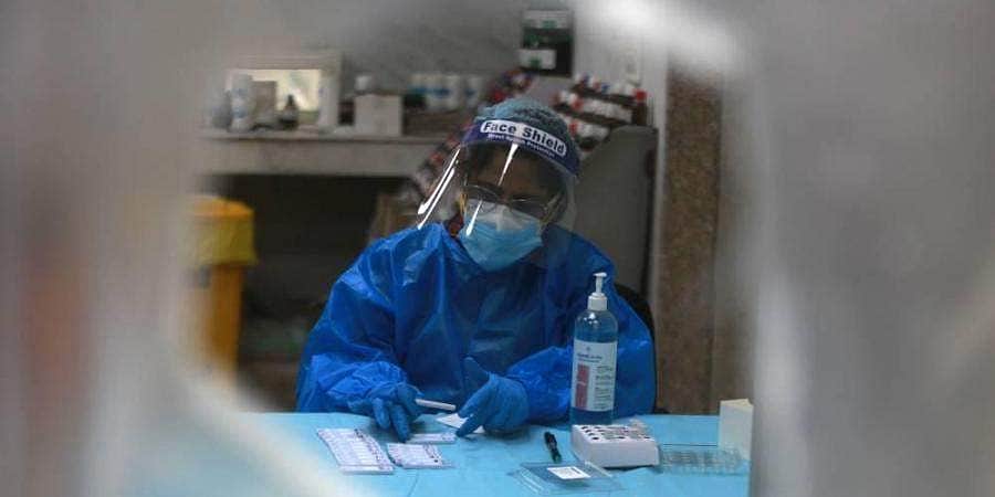 குடும்ப நிகழ்ச்சியால் பெருந்துயரம்: 2 பேர் பலி; 18 பேருக்கு கரோனா