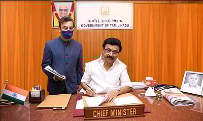 மு.க.ஸ்டாலின் முதலில் கையெழுத்திட்ட 5 முக்கிய கோப்புகள்!