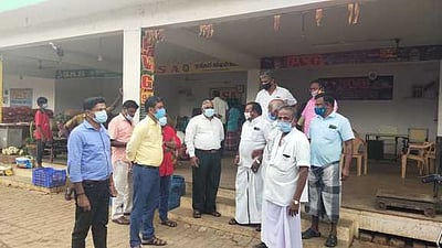 சுரண்டை தினசரி சந்தையில் கோட்டாட்சியா் ஆய்வு