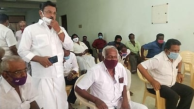 கரோனா விதிமுறைகள் குறித்த ஆலோசனைக் கூட்டம்