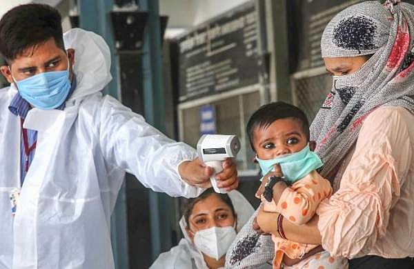 5 வயதுக்குள்பட்ட குழந்தைகளுக்கு முகக்கவசம் தேவையில்லை: வழிகாட்டு நெறிமுறை வெளியீடு