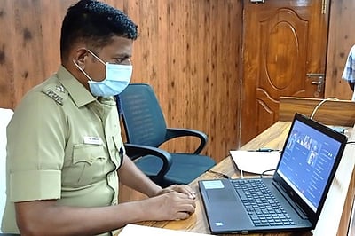 ஆன்லைன் வகுப்பு: எஸ்பி அறிவுரை