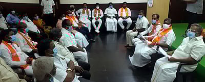 புதுவையில் அமைச்சரவை விரைவில் பதவியேற்பு : மாநில பாஜக தலைவா் வி.சாமிநாதன்