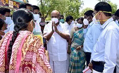 கரோனா சிகிச்சைக்கு கூடுதல் கட்டணம்வசூல் செய்தால் நடவடிக்கை: அமைச்சா் கே.ஆா்.பெரியகருப்பன்