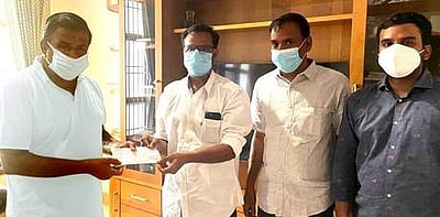 முதல்வரின் நிவாரண நிதிக்கு அஸ்வின்ஸ் நிறுவனம் ரூ. 5 லட்சம் அளிப்பு