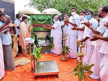 நெல் கொள்முதல் நிலையம்: அமைச்சா் திறந்து வைத்தாா்