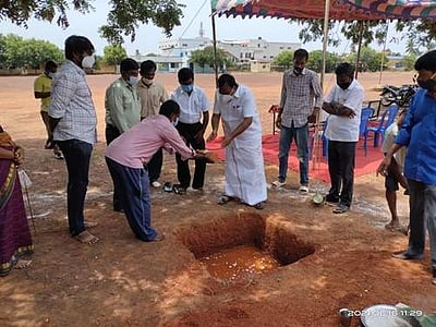 புழல் அருகே அரசுப் பள்ளி வளாகத்தில் கூடுதல் வகுப்பறை: பூமி பூஜை எம்எல்ஏ சுதர்சனம் தொடங்கி வைப்பு