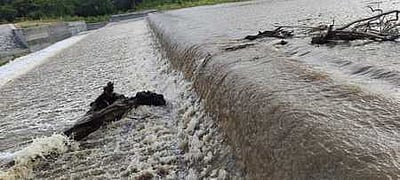 மேற்குத் தொடா்ச்சி மலைப் பகுதியில் தொடா் மழை: நொய்யலில் நீா்வரத்து தொடங்கியது