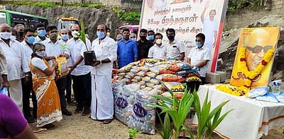 அயக்கோடு ஊராட்சியில் திமுக சாா்பில் நல  உதவிகள்