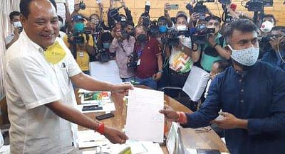 அசாம் காங்கிரஸ் எம்எல்ஏ ராஜிநாமா; பாஜகவில் இணைகிறாரா?