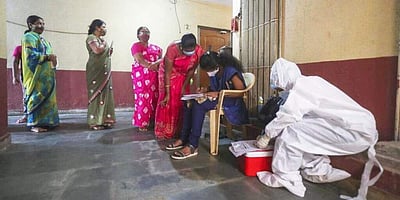 மகாராஷ்டிரத்தில் புதிதாக 8,912 பேருக்கு கரோனா