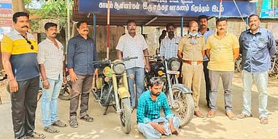 இருசக்கர வாகனங்களை திருடியவா் கைது