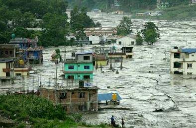 நேபாளத்தில் வெள்ளம்: பலியானோர் எண்ணிக்கை 16ஆக உயர்வு