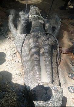 அரியலூா் அருகே 8 அடி உயர பெருமாள் சிலை கண்டெடுப்பு