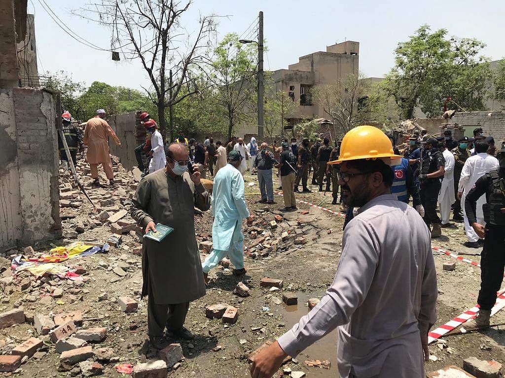 பாகிஸ்தானில் குண்டுவெடிப்பு: 2 பேர் பலி, பலர் படுகாயம்