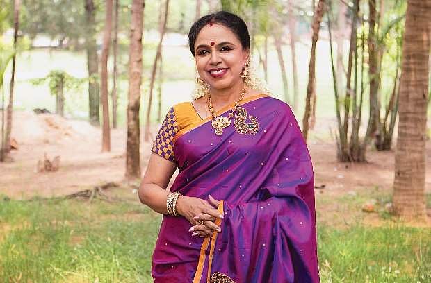 இசை குளிர்விக்கிறது சேவை மகிழ்விக்கிறது!