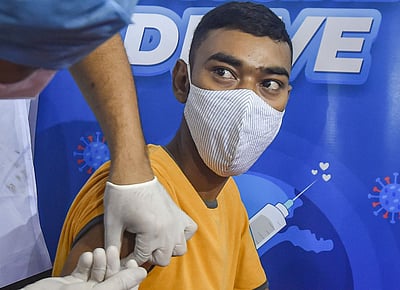 மாநிலங்களின் கையிருப்பில் 1.89 கோடி தடுப்பூசிகள்: மத்திய அரசு