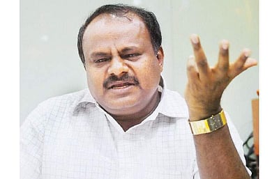 சட்டப் பேரவைக் கூட்டத்தைக் கூட்ட ஆளுநருக்கு முன்னாள் முதல்வா் குமாரசாமி கடிதம்