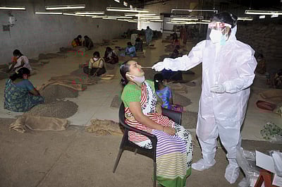 நாட்டில் கடந்த 24 மணி நேரத்தில் 50 ஆயிரம் பேருக்கு கரோனா