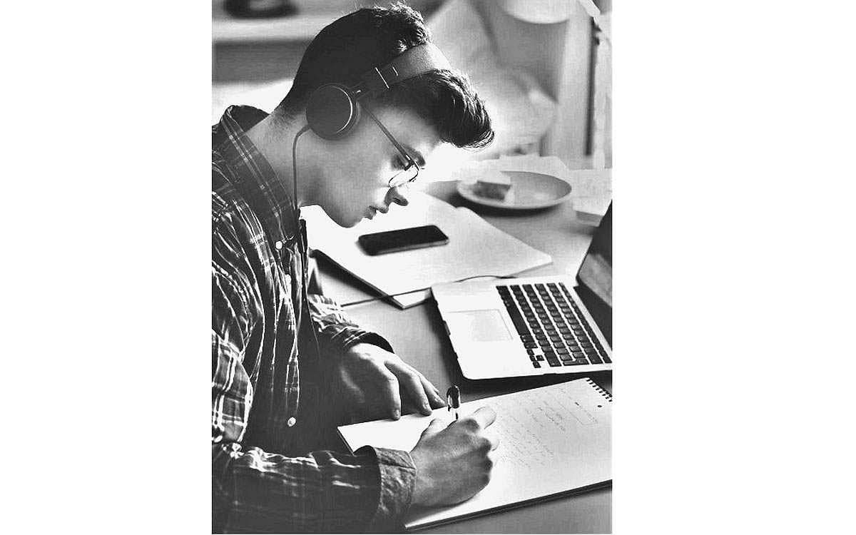 முழு கவனம் படிப்பில்... எப்படி?