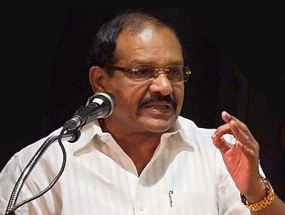 சிறுபான்மையினர் ஆணைய தலைவராக பீட்டர் அல்போன்ஸ் நியமனம்