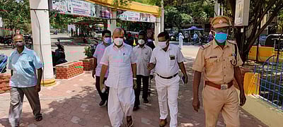 புதுச்சேரி - விழுப்புரம் பயணிகள் ரயில்களை இயக்க வேண்டும்: வைத்திலிங்கம் எம்.பி. வலியுறுத்தல்