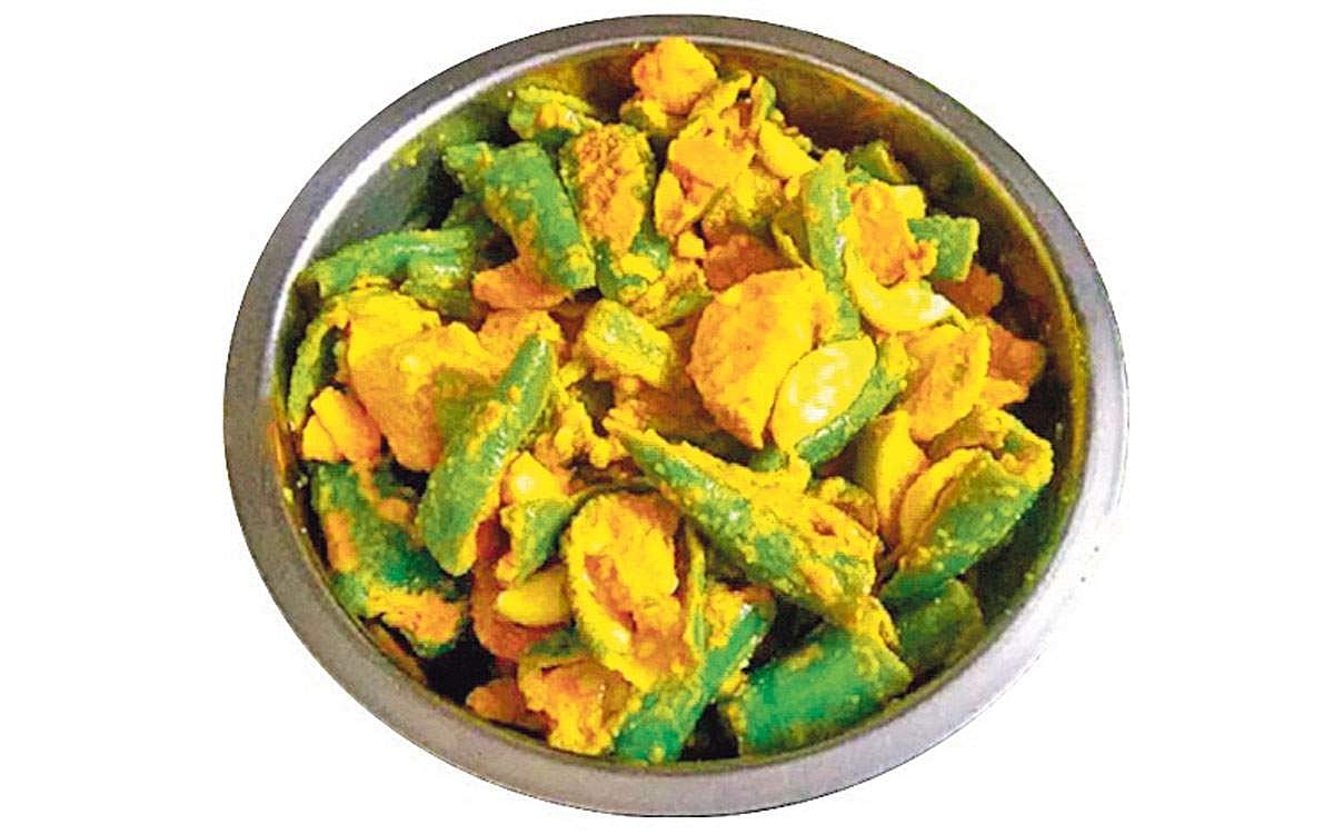 பச்சைமிளகாய் - எலுமிச்சை ஊறுகாய்