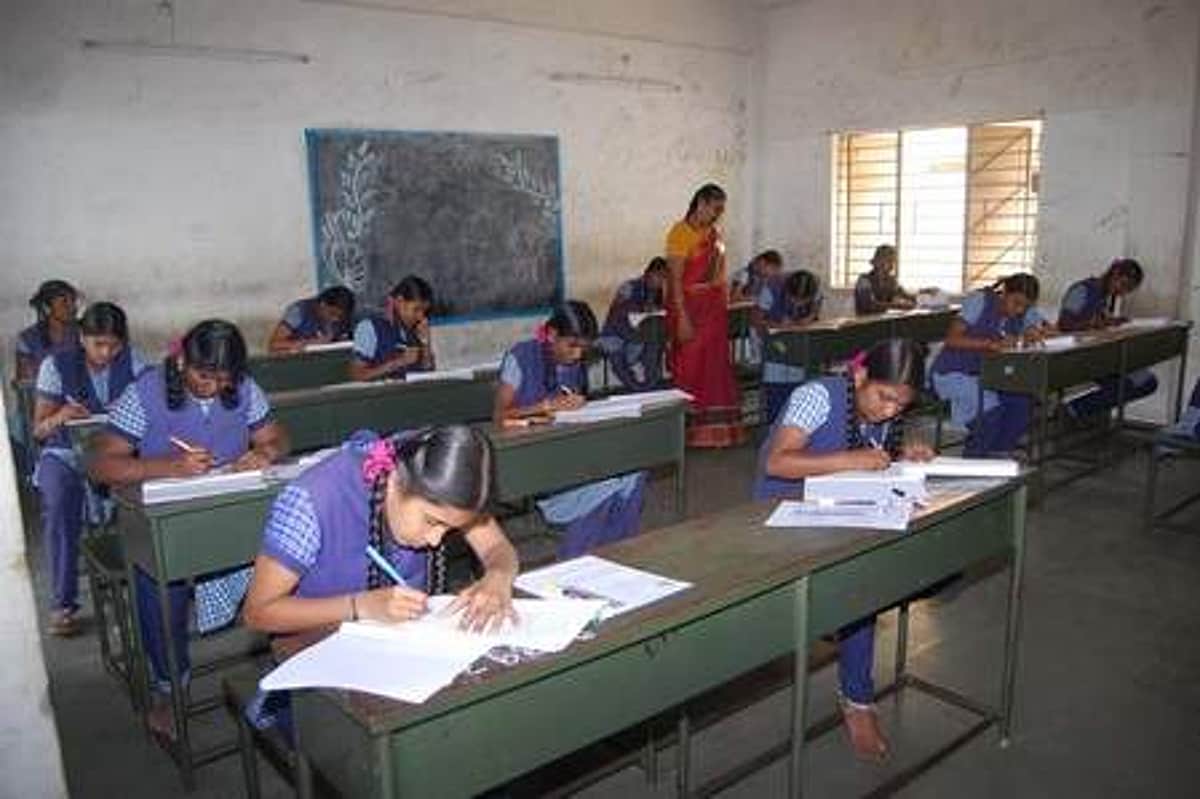 உத்தரப்பிரதேசத்திலும் பிளஸ் 2 பொதுத்தேர்வு ரத்து