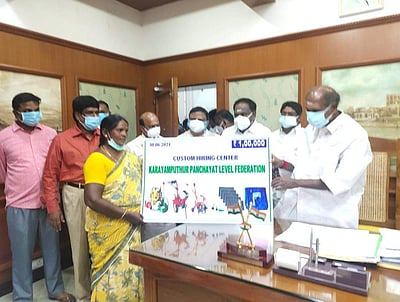 புதுவையில் மகளிர் சுய உதவிக் குழுவினருக்கு அரசு சார்பில் ரூ. 3.91 கோடி நிதியுதவி