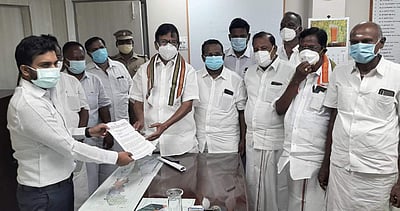 பொதுமக்களுக்கு இலவசமாக கரோனா தடுப்பூசியை மத்திய அரசு வழங்க வேண்டும்: கே.எஸ்.அழகிரி