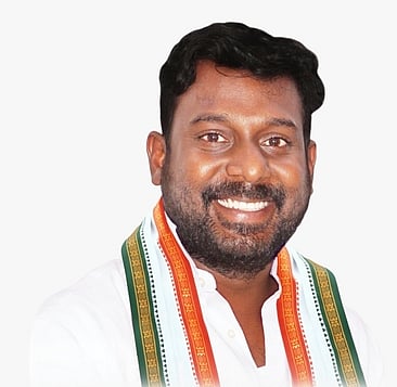 மாயமான மீனவா்கள் குடும்பத்துக்கு நிதியுதவி: முதல்வருக்கு விஜய் வசந்த் எம்.பி. நன்றி