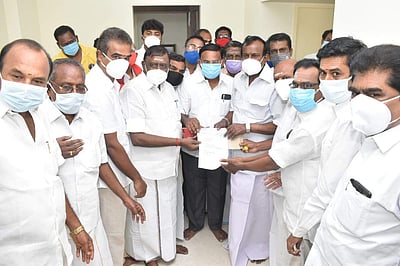 அசோசியேசன் ஆப் ஆல் டெக்ஸ்டைல்ஸ் பிராசசர்ஸ் ரூ. 2.50 லட்சம் கரோனா நிதி வழங்கல்