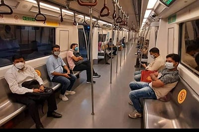 தில்லியில் மீண்டும் தொடங்கியது மெட்ரோ ரயில் சேவை