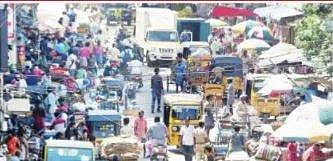 தளா்வுகளை தவறாகக் கையாளும் சமூகம்!