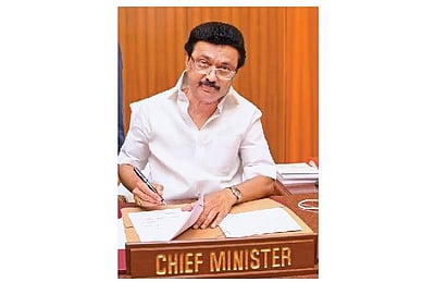 காவிரியில் தண்ணீர் திறப்பை உறுதி செய்யக் கோரி மத்திய நீர்வளத்துறை அமைச்சருக்கு முதல்வர் கடிதம்