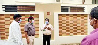 ஆரம்ப சுகாதார நிலைய கட்டுமானப் பணி:  நகராட்சி நிா்வாக கூடுதல் இயக்குநா் ஆய்வு