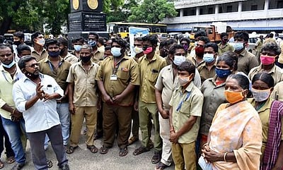 கரோனா தடுப்புப் பணி ஊழியா்களுக்கு ஊக்கத் தொகை வழங்கக் கோரிக்கை